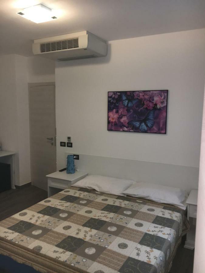Onno B&B Le Farfalle מראה חיצוני תמונה